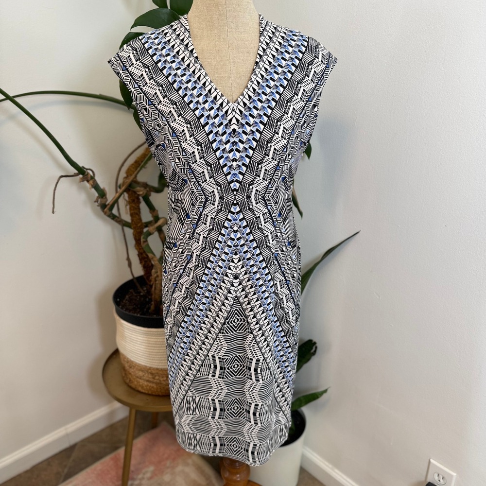 White House Black Market Sheath Dress Womens 6 Black‎ White Blue Geometric Print
